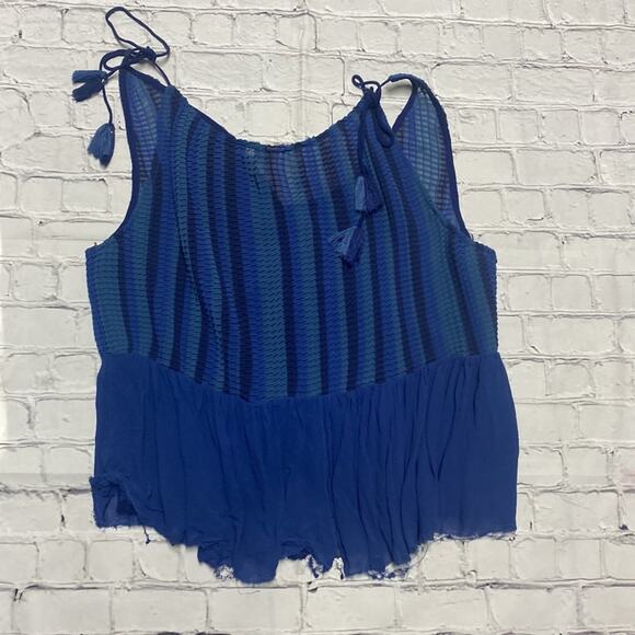 Anthropologie Akemi + Kin Baka Tassel Top M - Picture 4 of 5